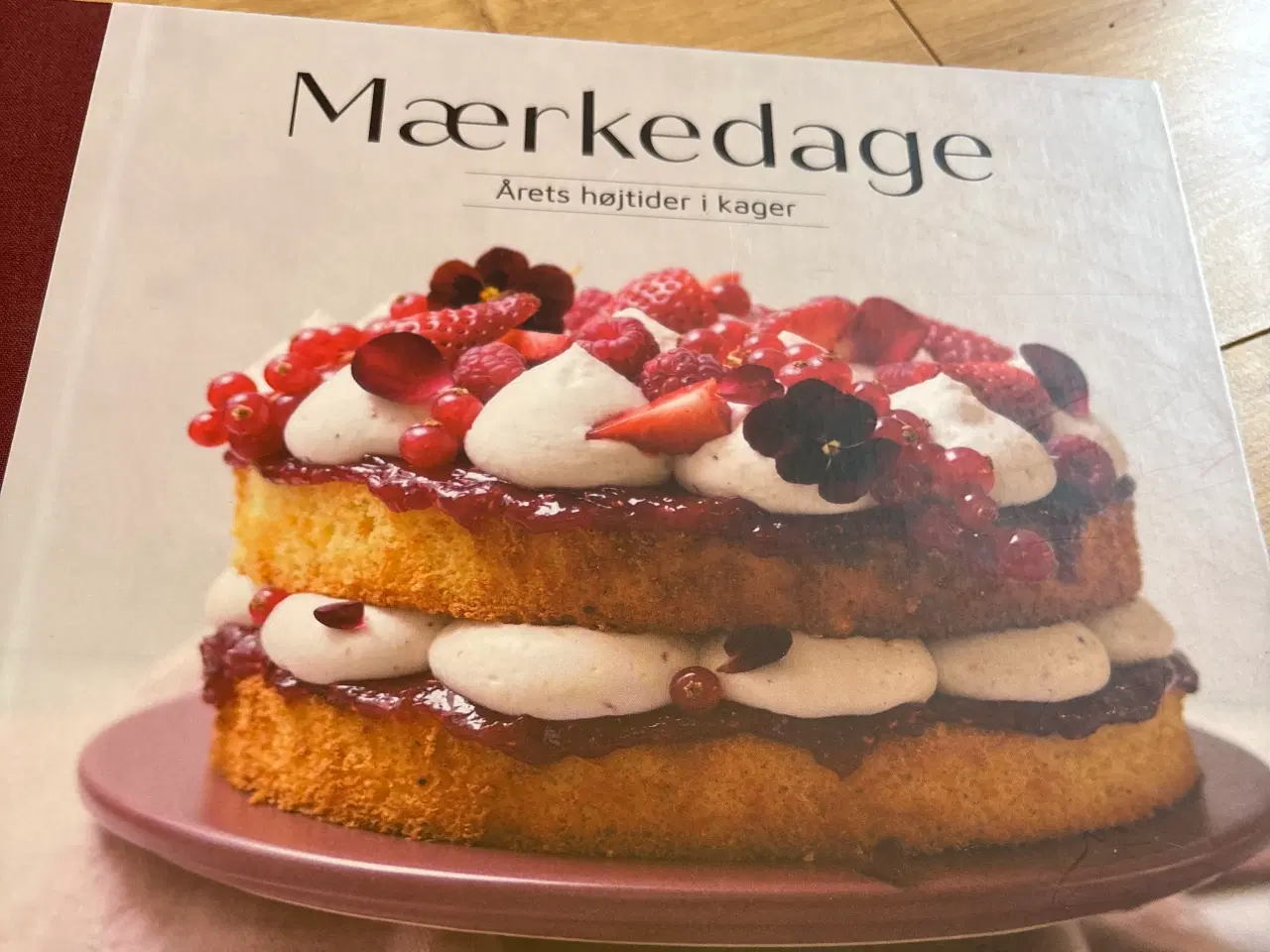 Billede 4 - Ditte Julie bage bøger lækre kager mm