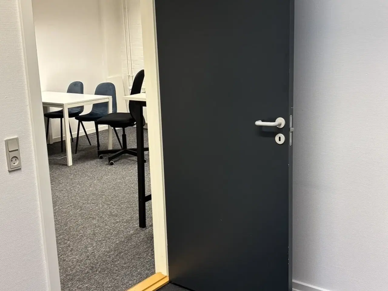 Billede 4 - Flot renoveret erhvervslejemål – centralt beliggende i Årslev