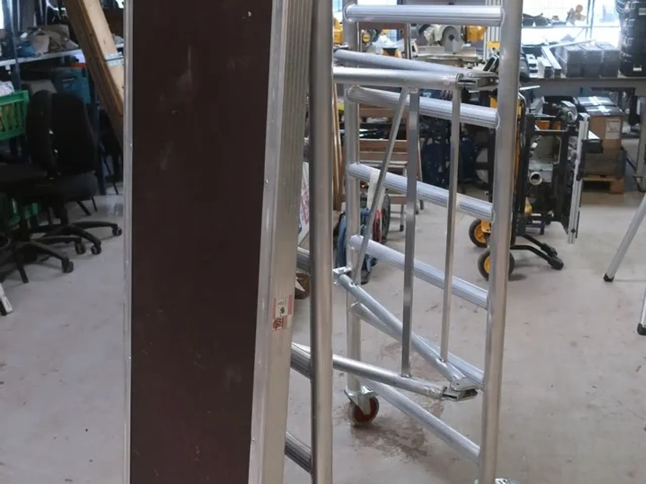 Billede 2 - Rullestillads JUMBO