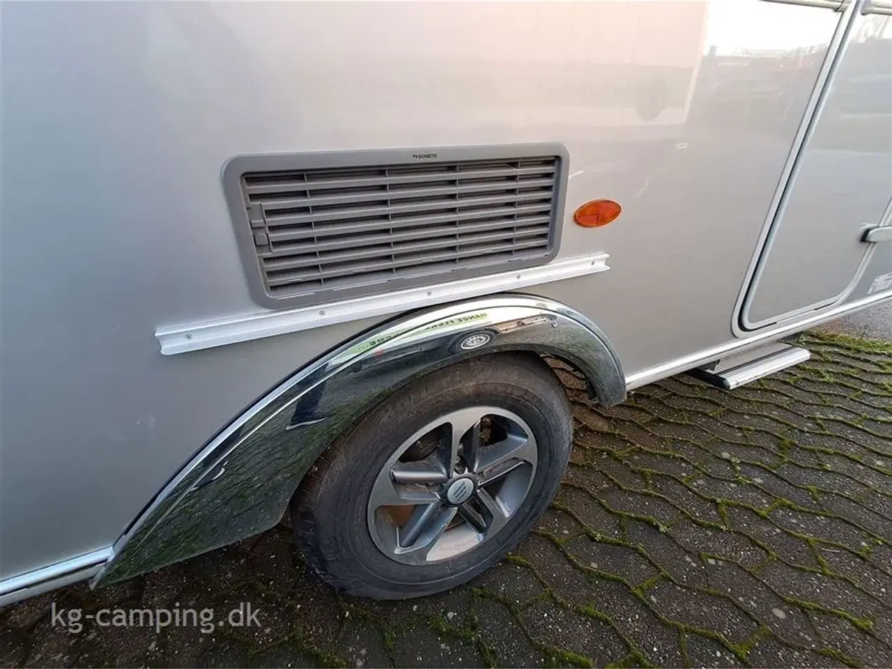 Billede 13 - 2023 - Eriba Touring 542 Legend   TILBUD nu nedsat med kr. 23.400,- | Populær rejsevogn. Spækket med ekstraudstyr!