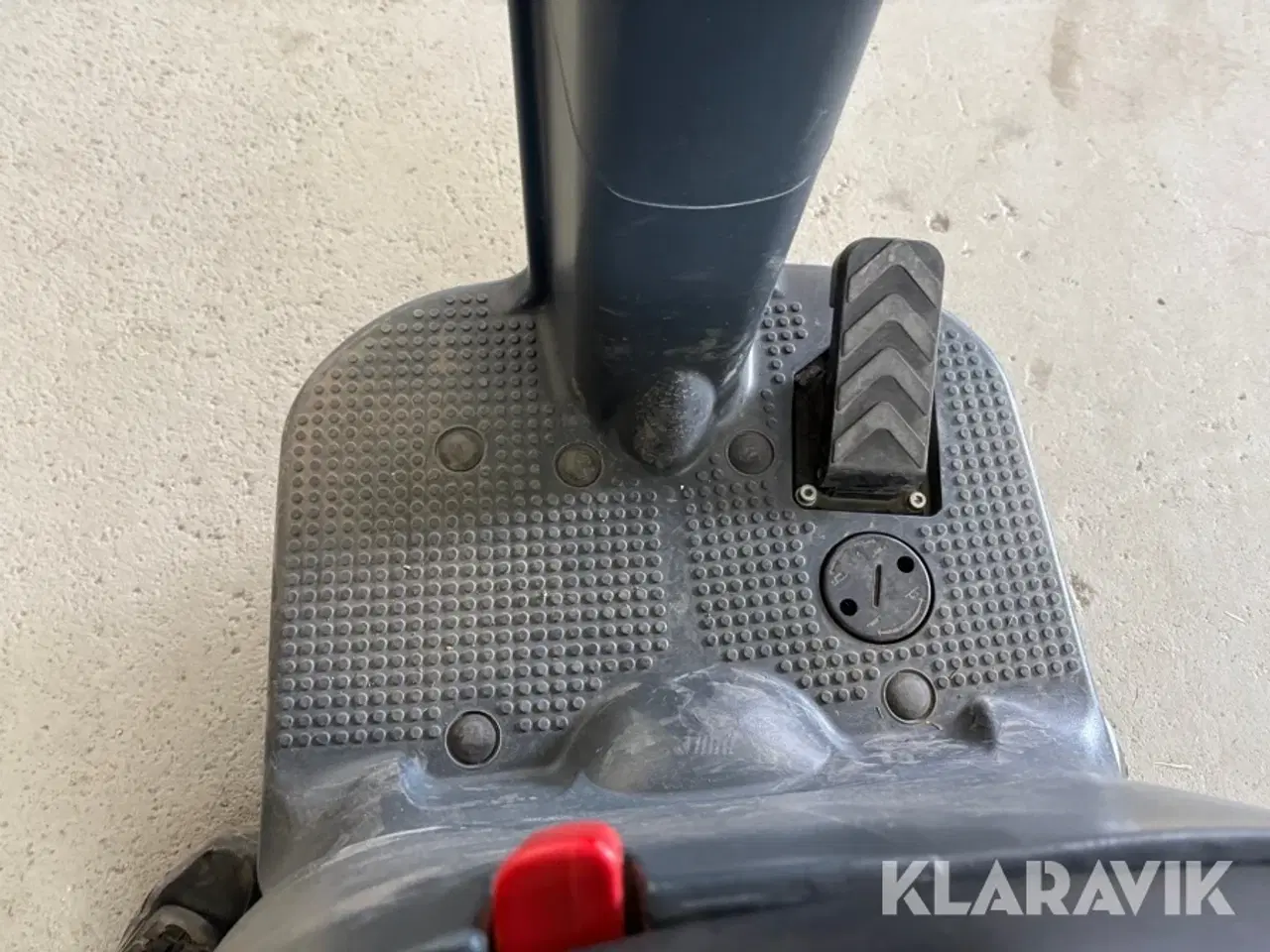 Billede 8 - Gulvvasker Nilfisk BR 752 ride-on scrubber-dryer