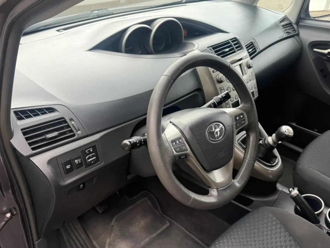 Billede 11 - Toyota Verso 1,8 T1 7prs