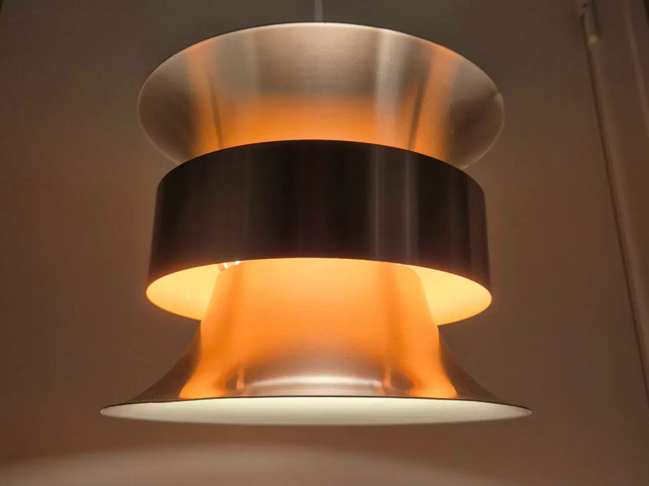 Billede 3 - Fed Carl Thore-pendel med det lækreste lys