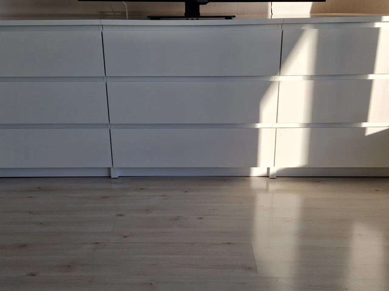 Billede 1 -  4 Malm kommoder med 3 skuffer