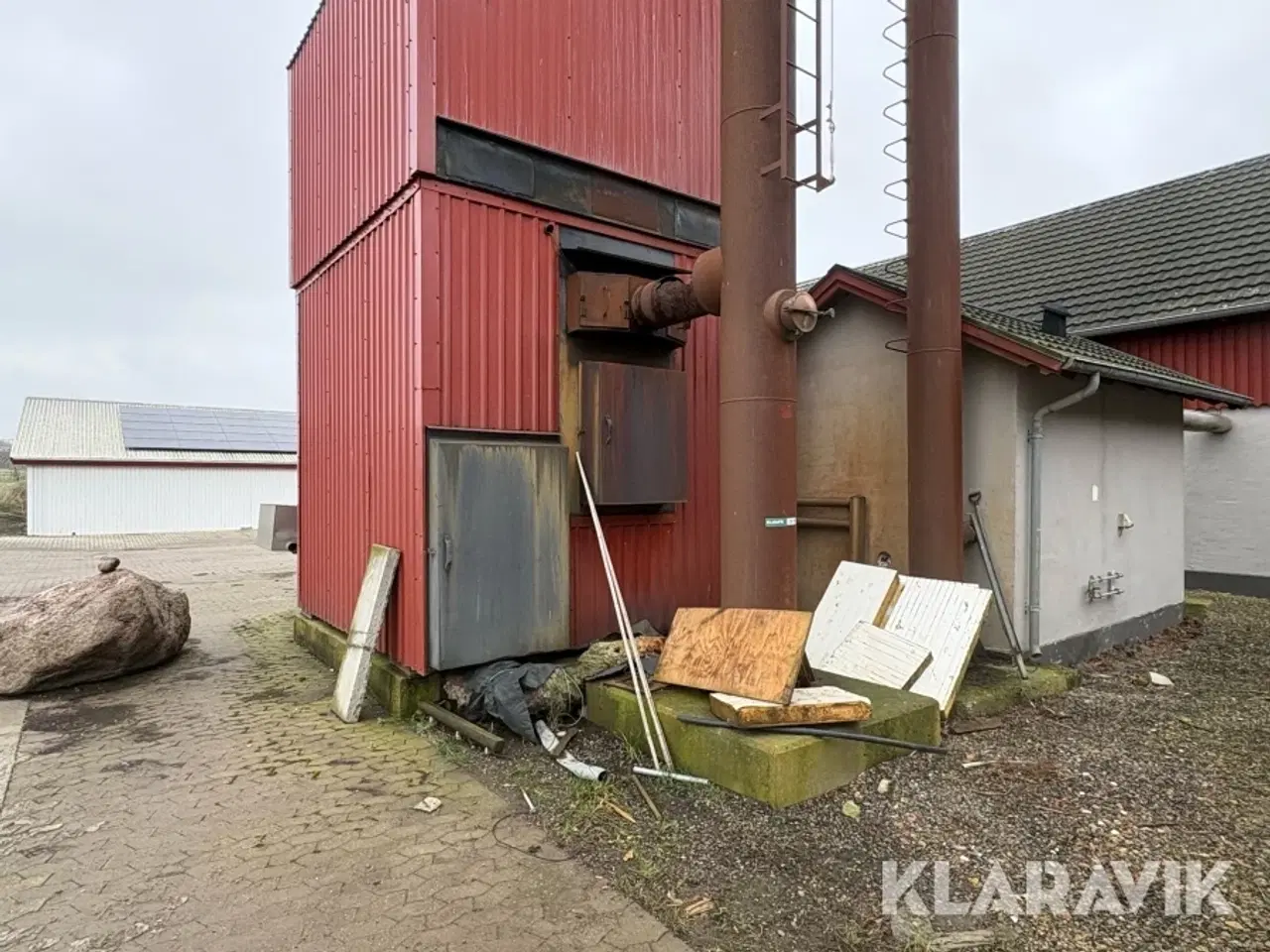 Billede 5 - Halmfyr med 2 skorstene