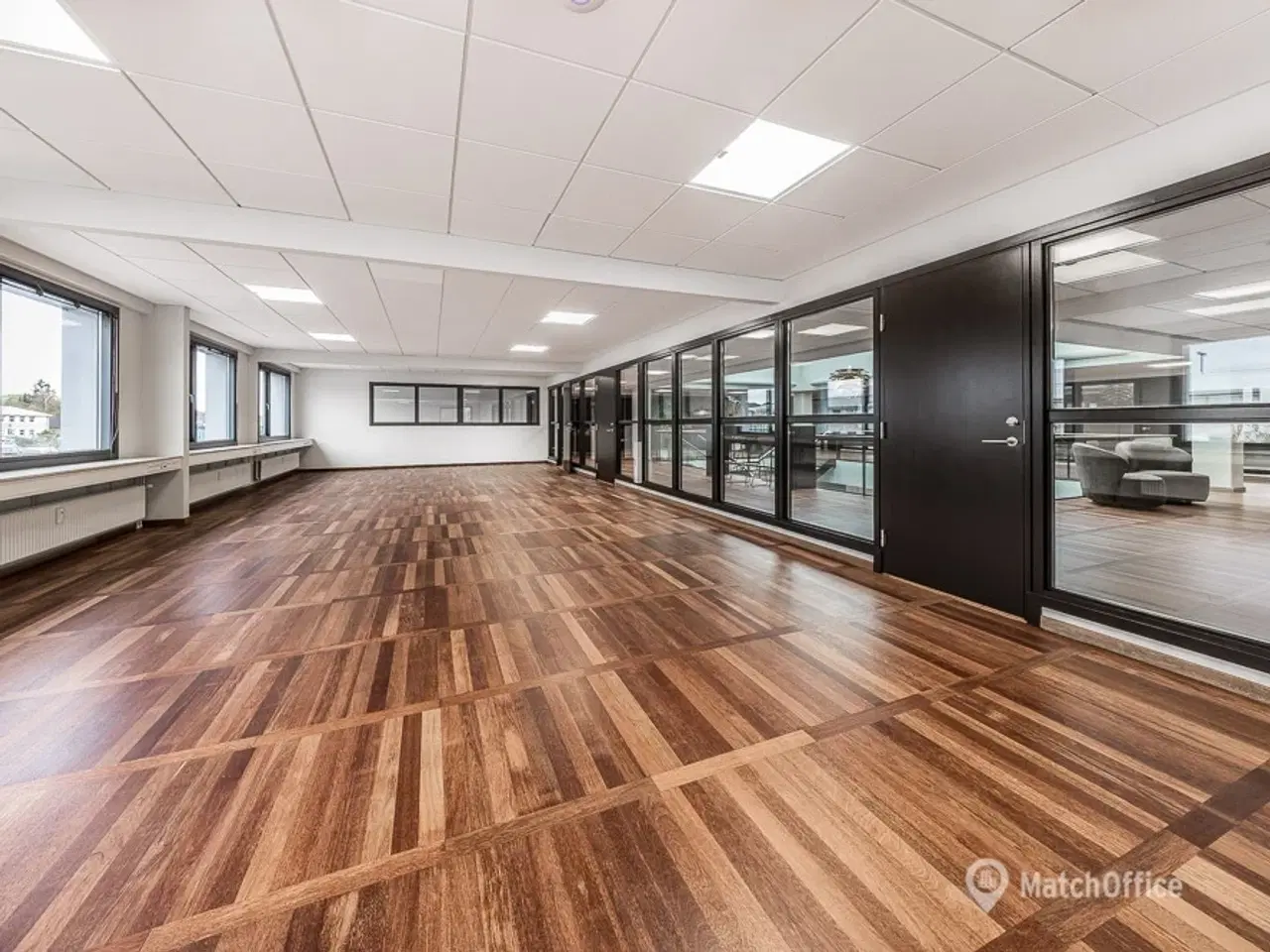 Billede 8 - Nyistandsat lejemål i velbeliggende ejendom