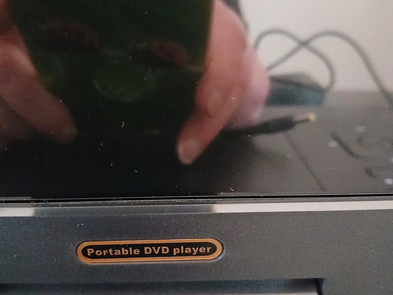 Billede 2 - bærbar dvd med remoter