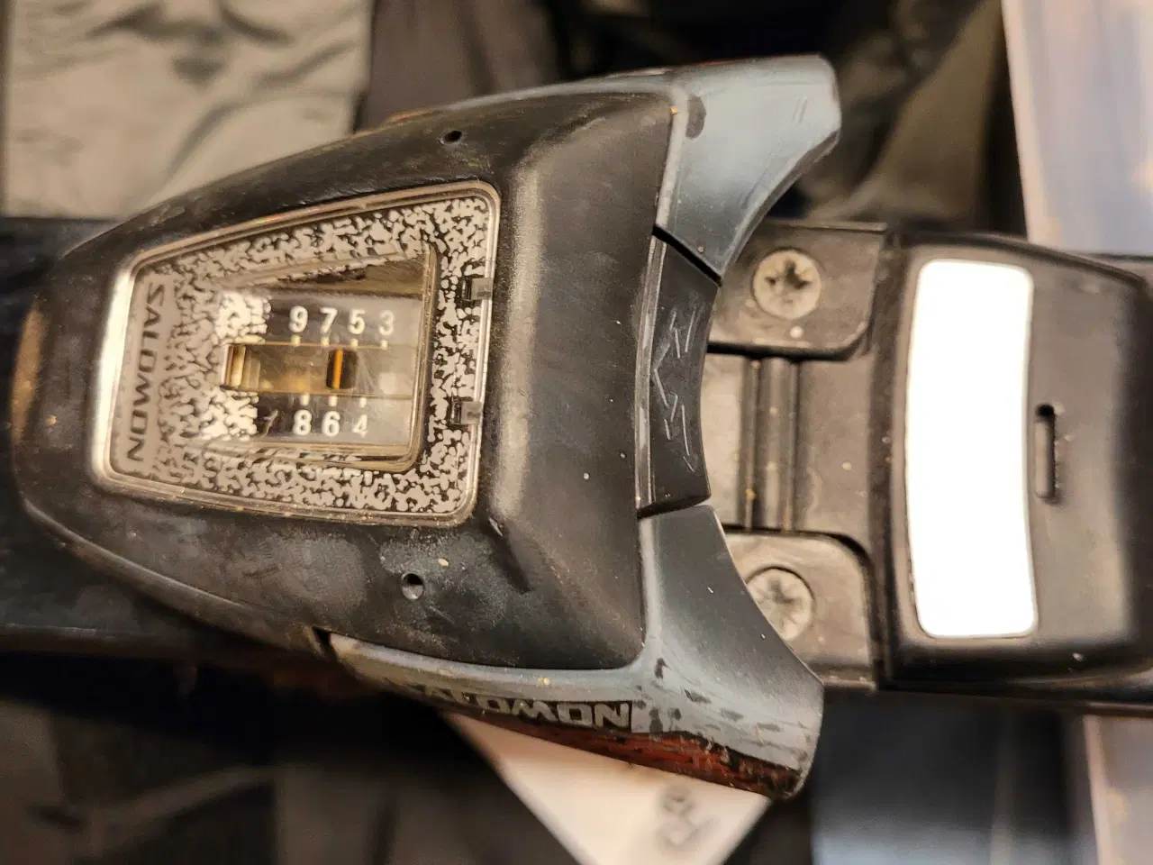 Billede 4 - fine ski 200kr