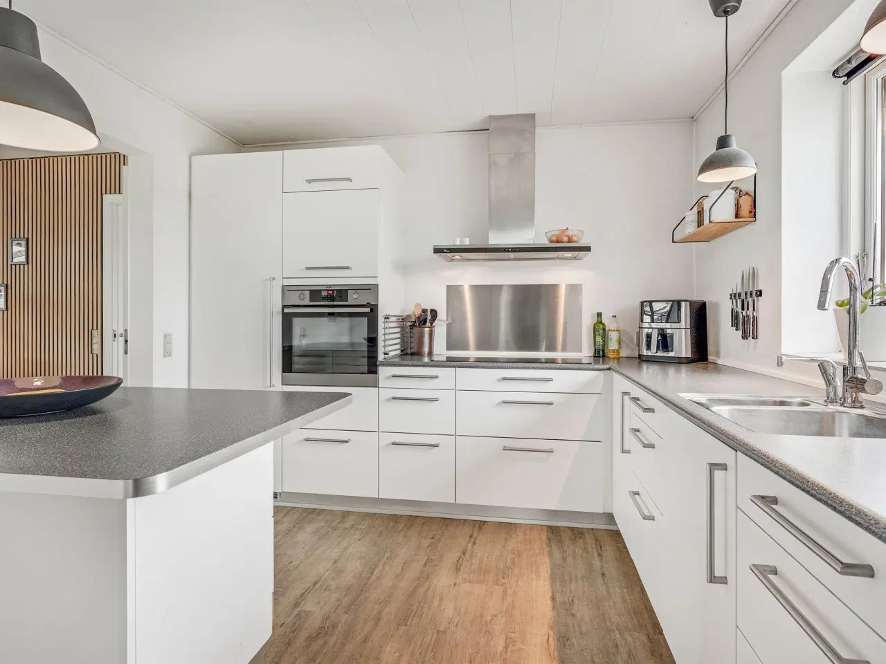 Billede 8 - Indflytningsklar villa med god planløsning