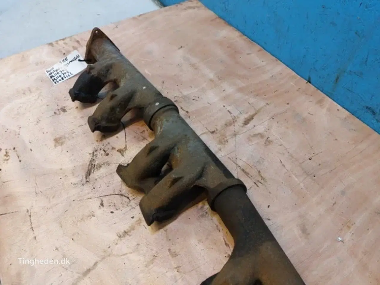 Billede 3 - Ford 2715E Udstødningsmanifold 86110705