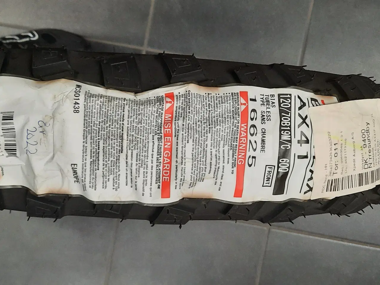 Billede 1 - 120/70-19 Bridgestone AX41