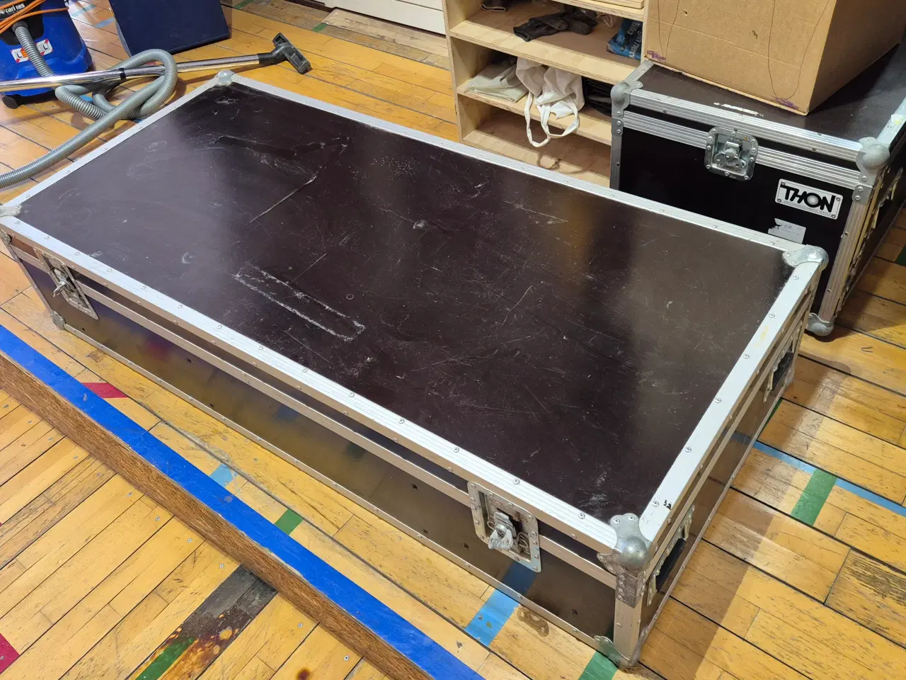 Billede 1 - 2 stk. Thon Flightcases (160x73x34 cm) – Kraftige 