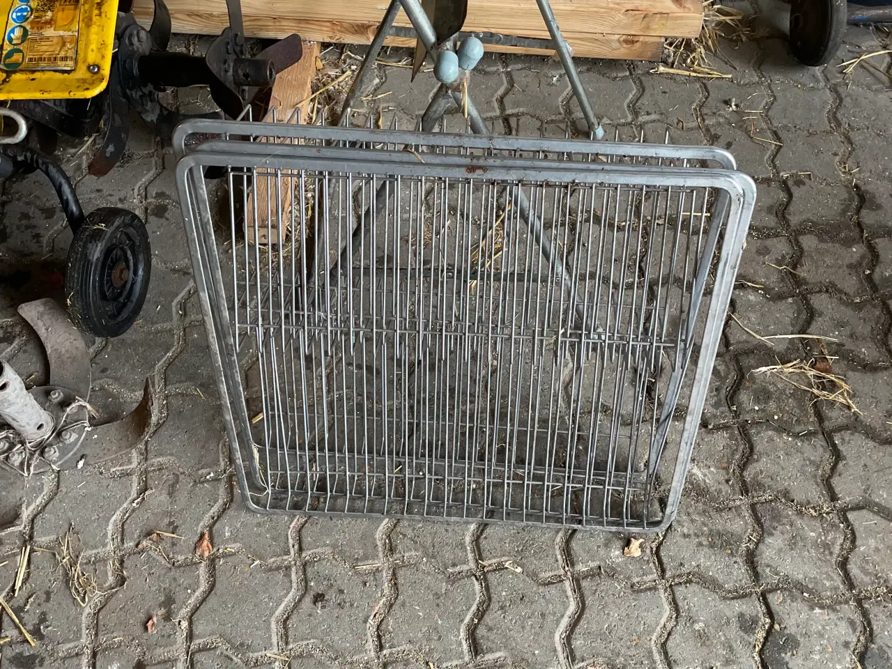 Billede 2 - Sko hylder i metal