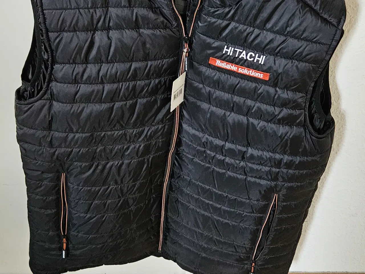 Billede 1 - Fin ny vest 