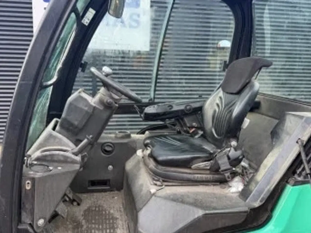 Billede 6 - Gaffeltruck med friløft