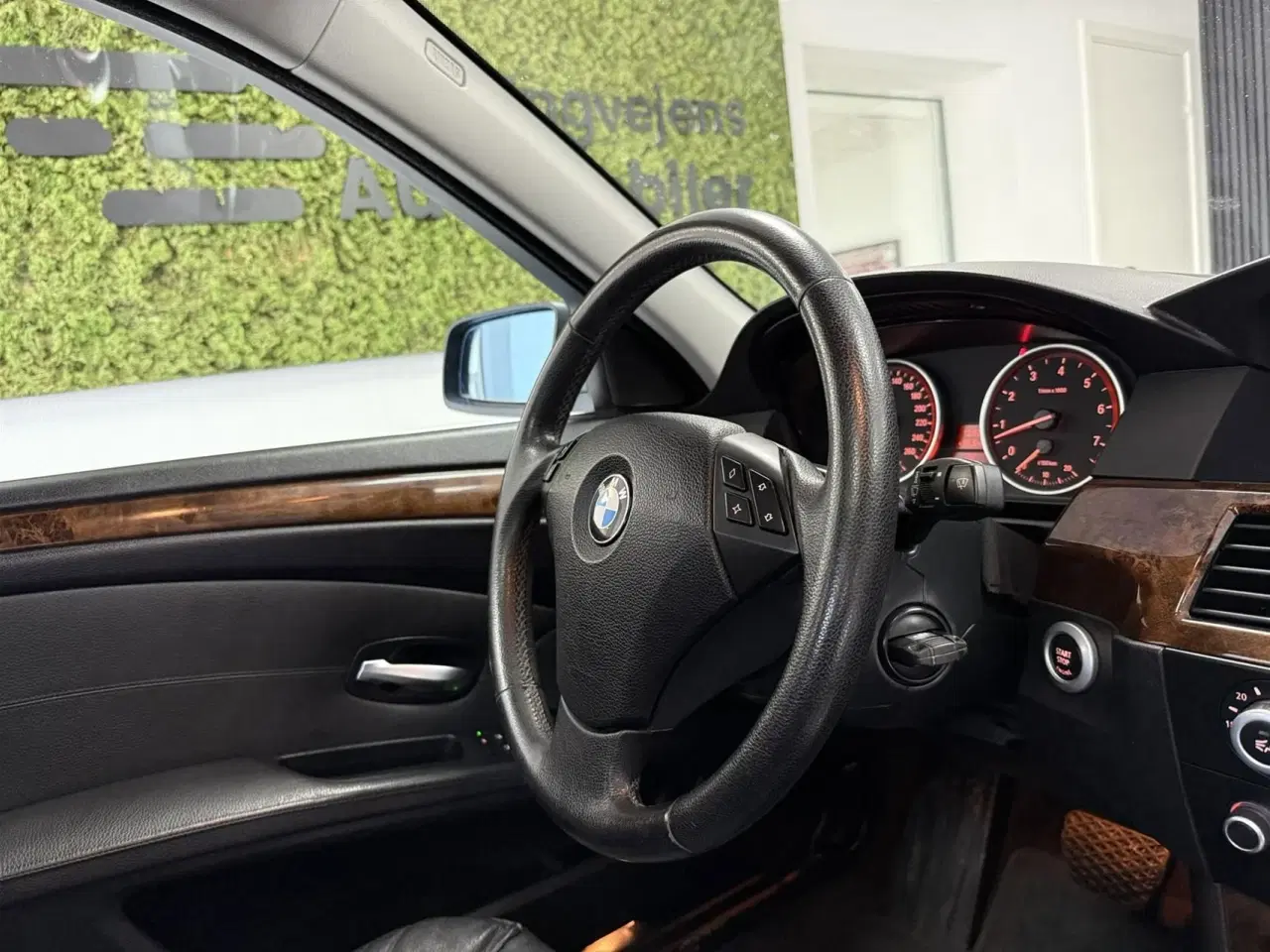 Billede 6 - BMW 525i 3,0 218HK 6g Aut.