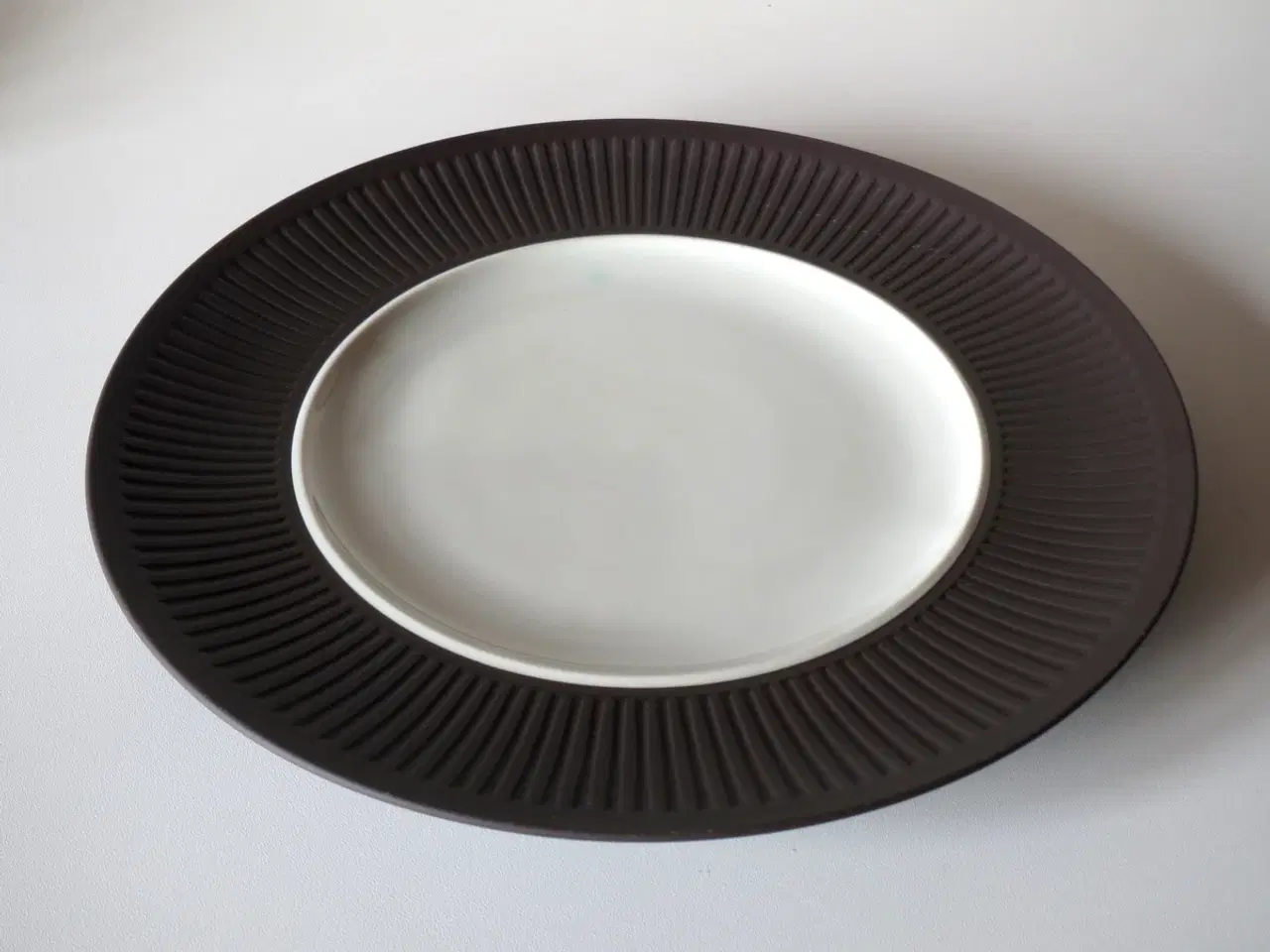 Billede 1 - Flamestone fad og tallerken, IHQ