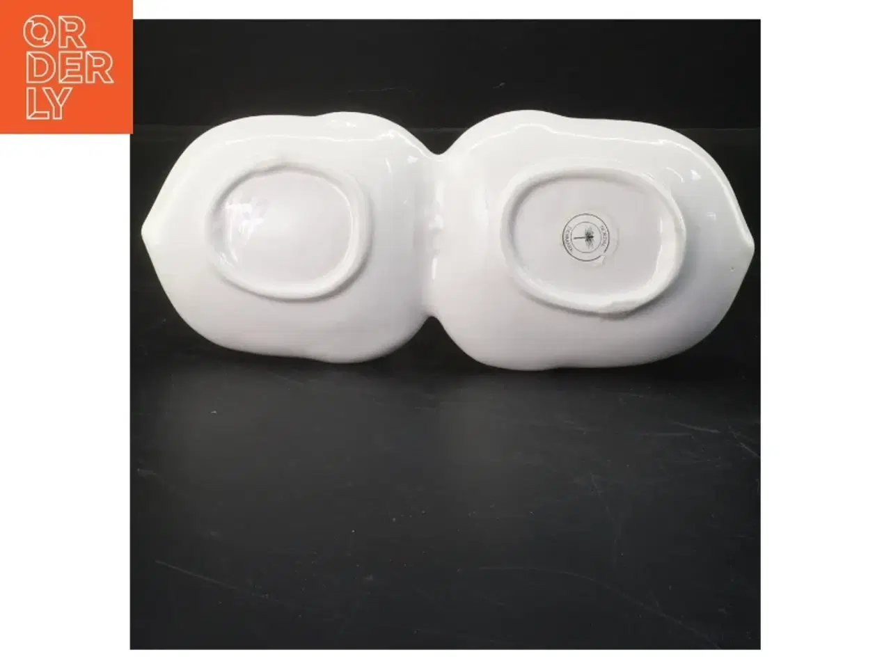 Billede 2 - Keramisk dobbelt skål med Egern skulptur (str. 24x7 cm)