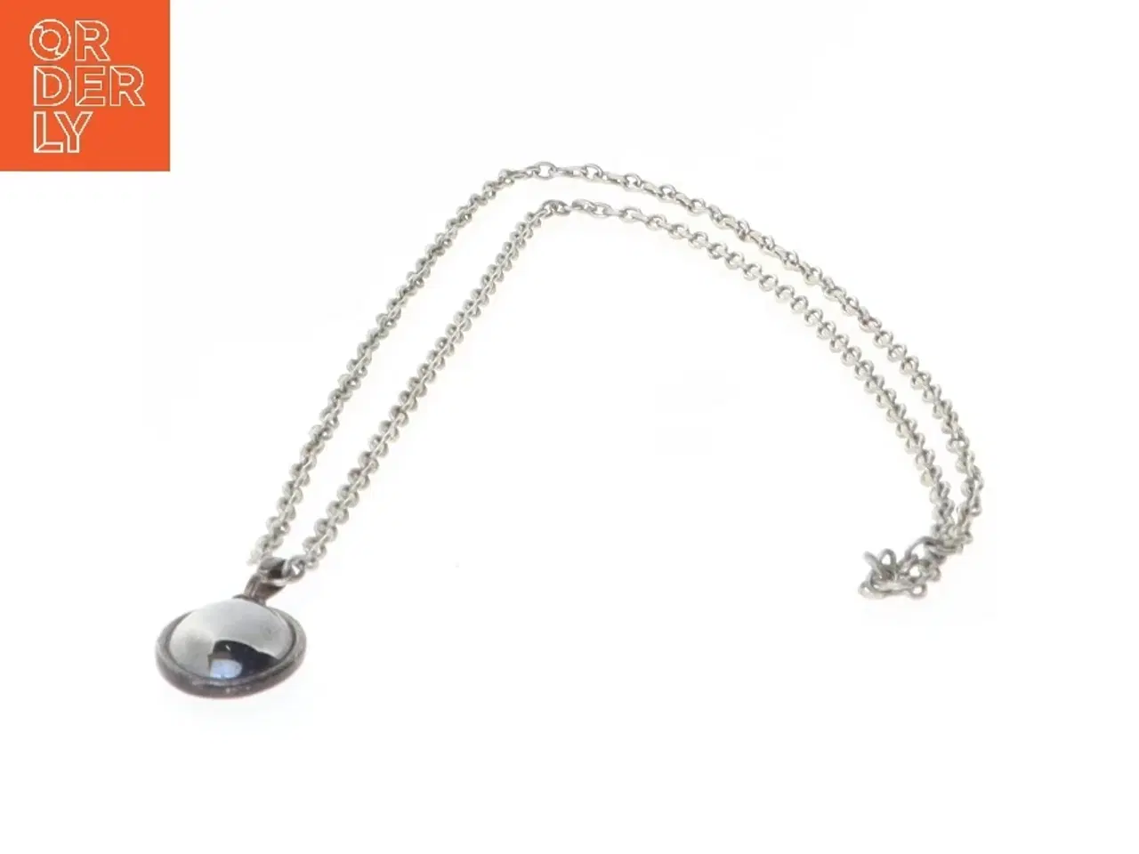 Billede 4 - Halskæde med vedhæng (str. 69 cm)