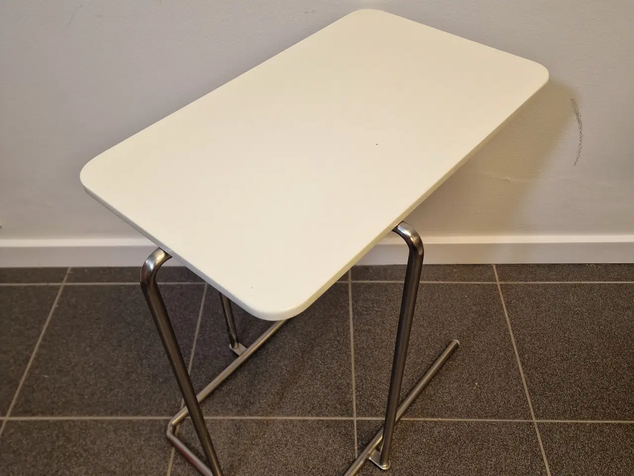 Billede 5 - Rian Ikea C-formet Sidebord.