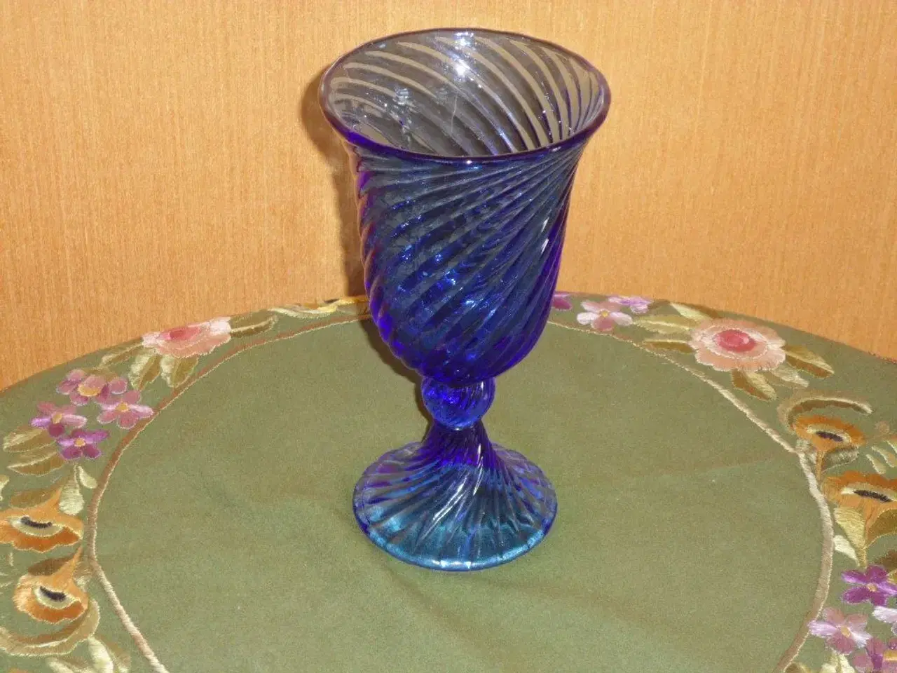 Billede 1 - Blå glasvase