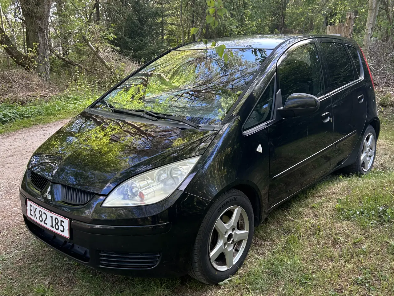 Billede 1 - Mitsubishi Colt med syn og plader