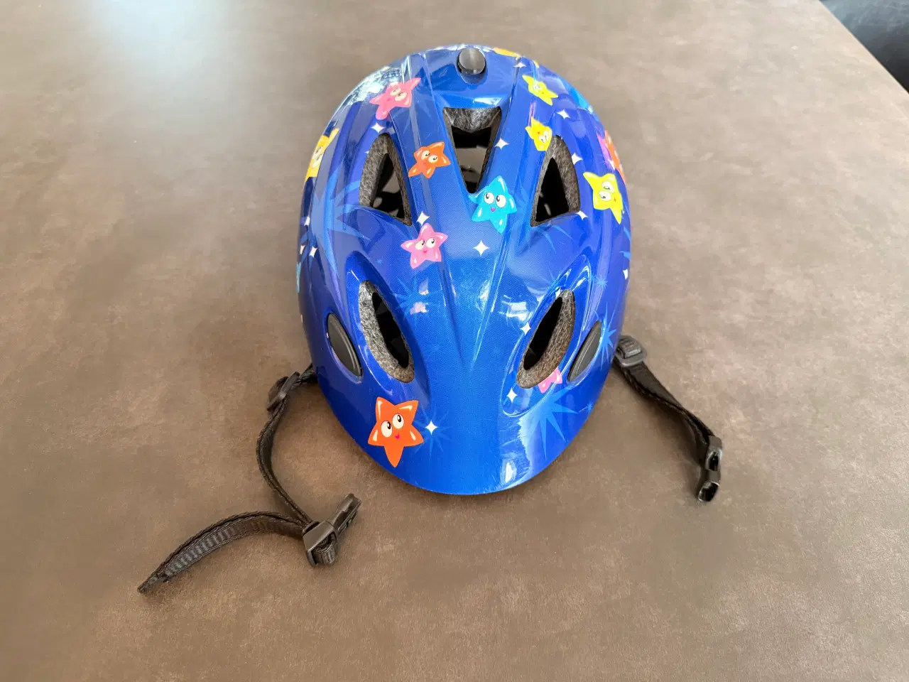 Billede 1 - CSI børnecykelhjelm m. stjerner – Str. S-47-53 cm
