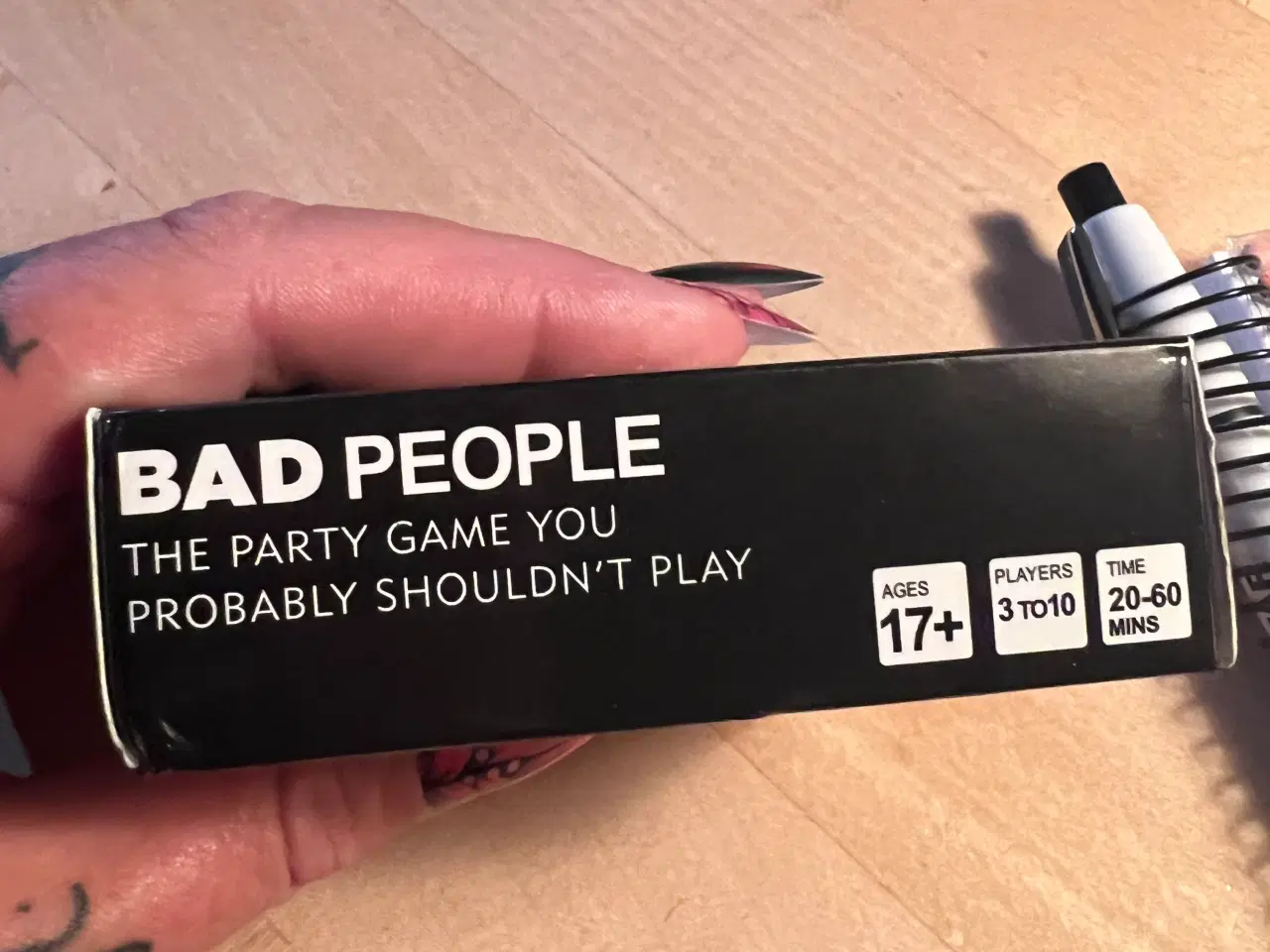 Billede 3 - Bad people NSFW kortspil