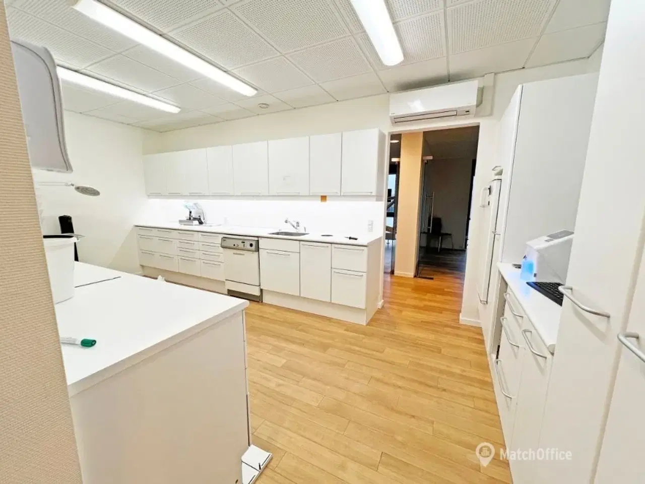 Billede 8 - Velindrettet klinik i Stadionkomplekset - i alt 325 kvm