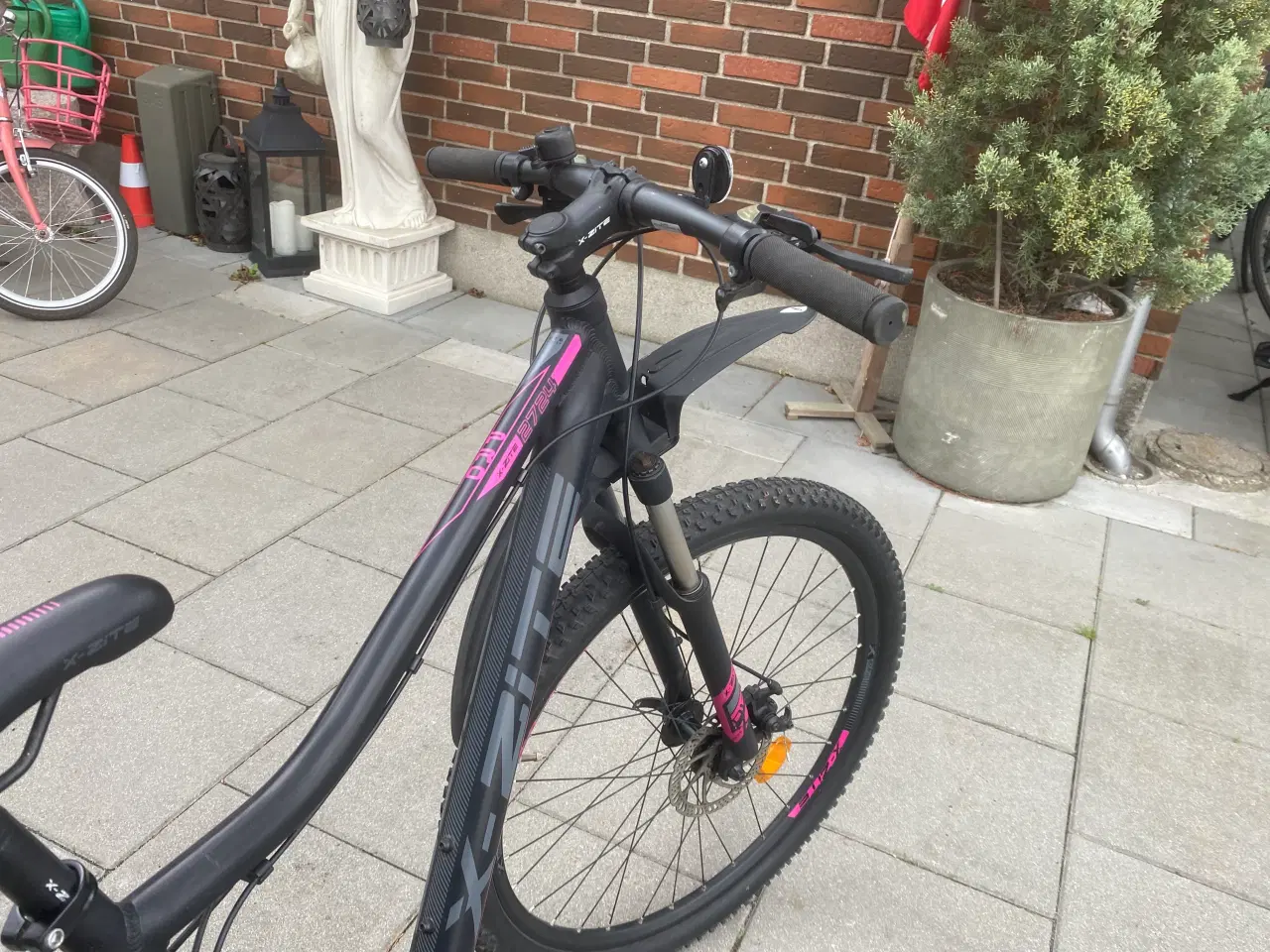 Billede 12 - Købt til 4299 kr 27,5 tommer 