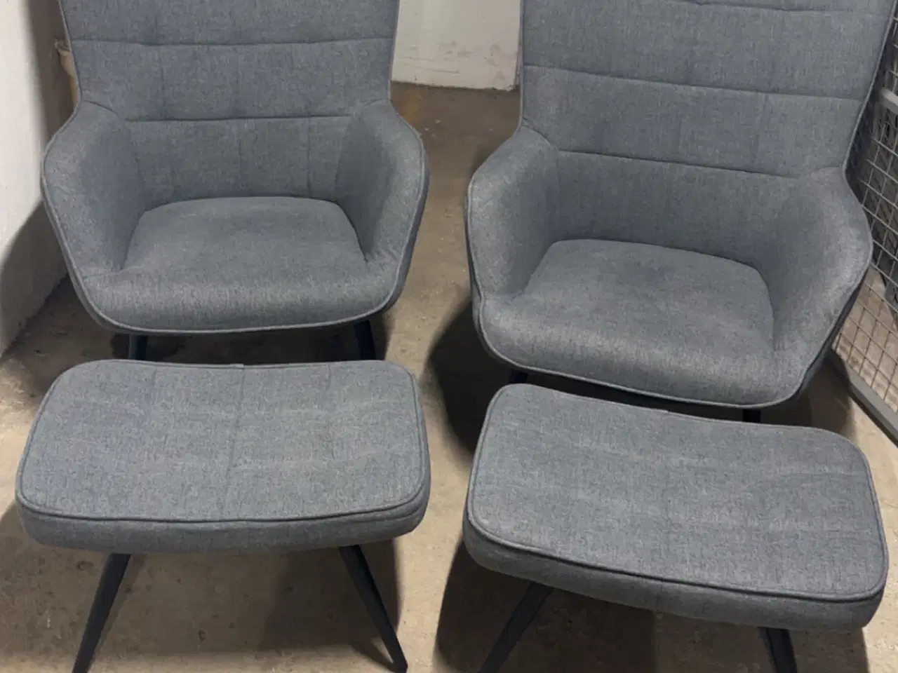 Billede 2 - 2 lænestole med 2 skamler til