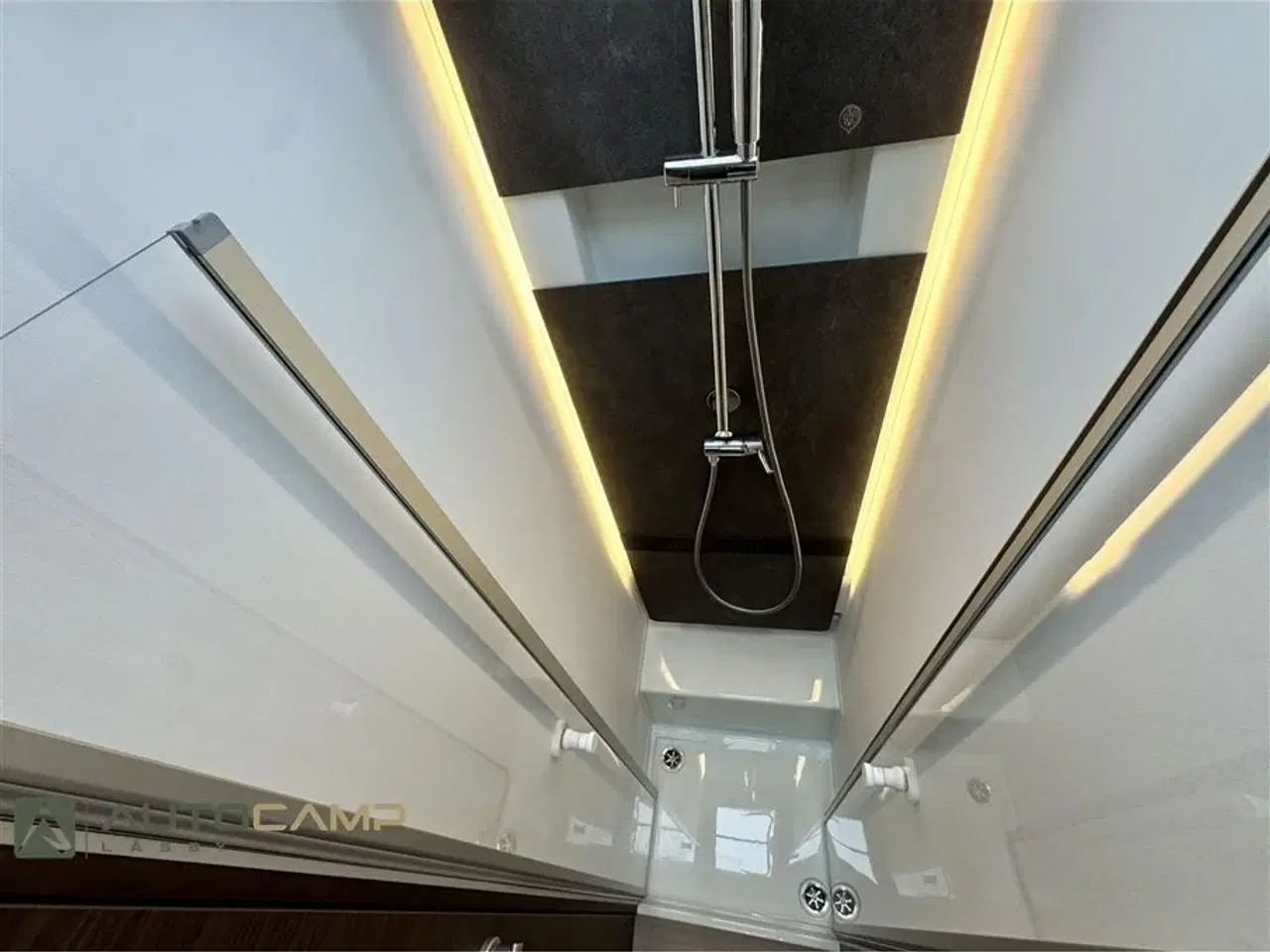 Billede 21 - 2026 - Adria Sonic SUPREME 700 DL