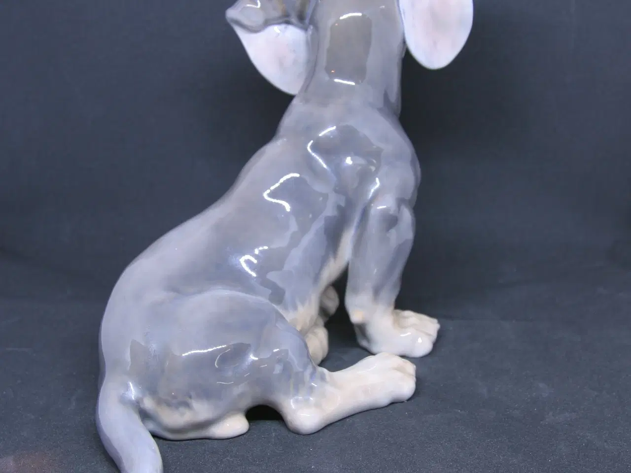 Billede 3 - Royal Copenhagen Porcelænsfigur Stor Gravhund 