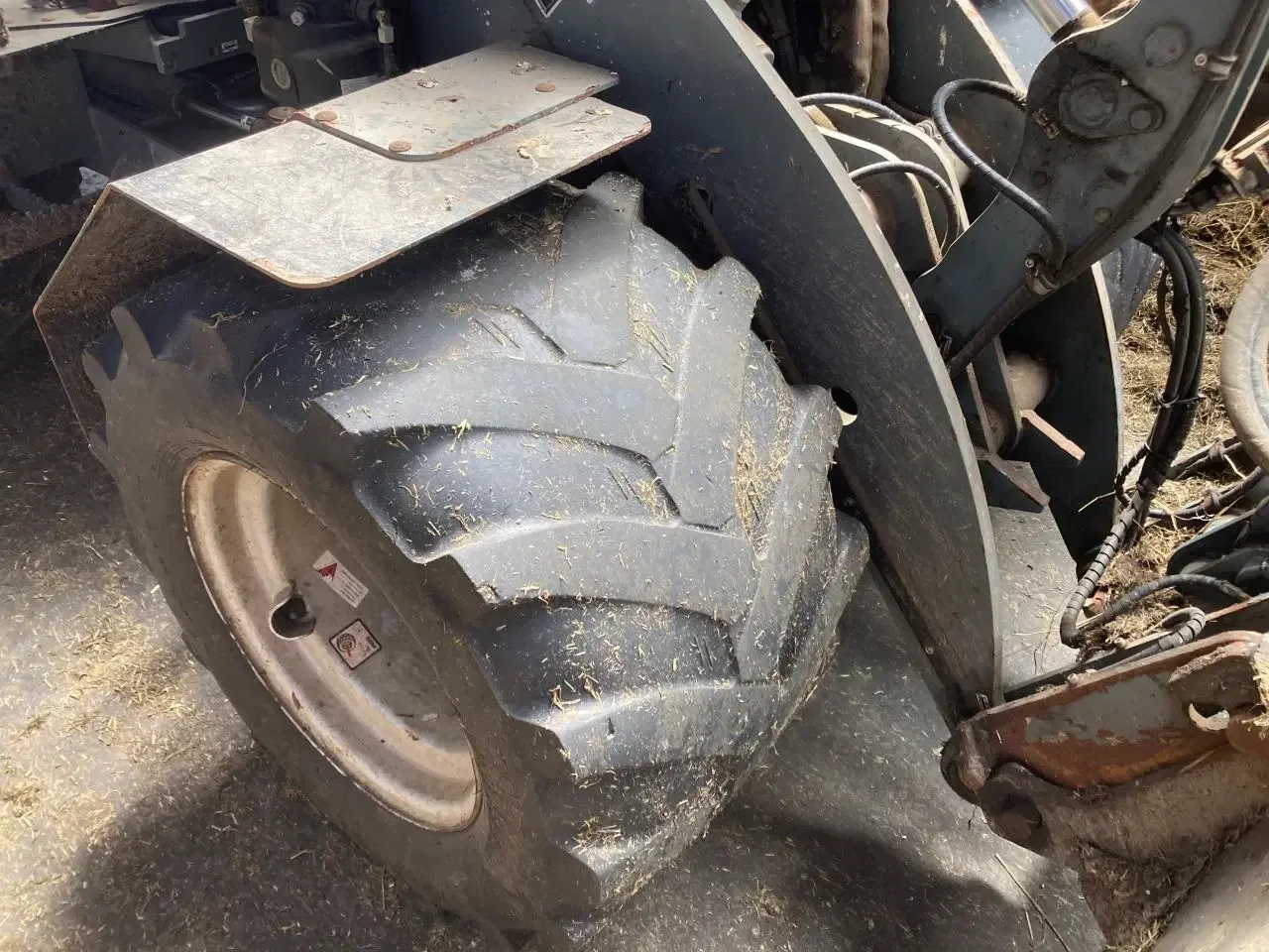 Billede 4 - Giant G2700 HD Minilæsser