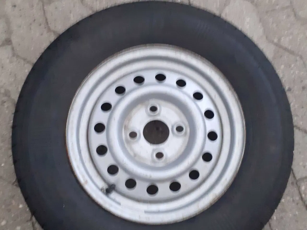 Billede 1 - Dæk og fælg