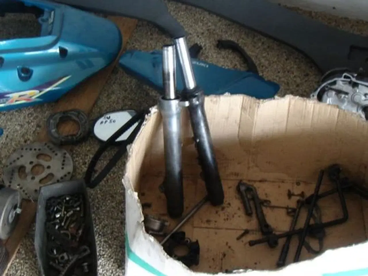 Billede 3 - Suzuki AP 50 Nye og brugte dele.