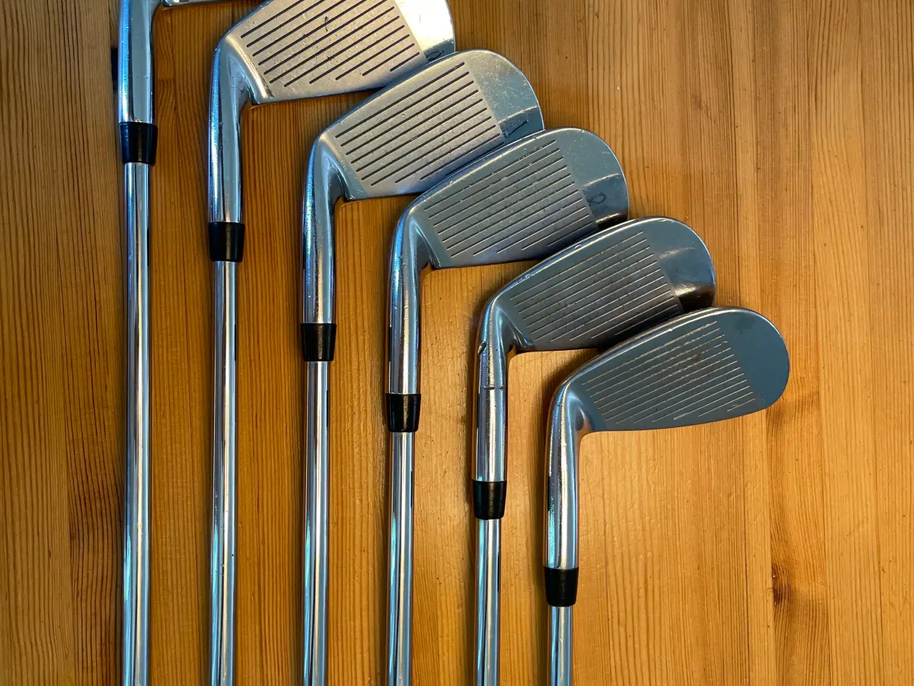 Billede 2 - Golfjernsæt i virkelig fin stand