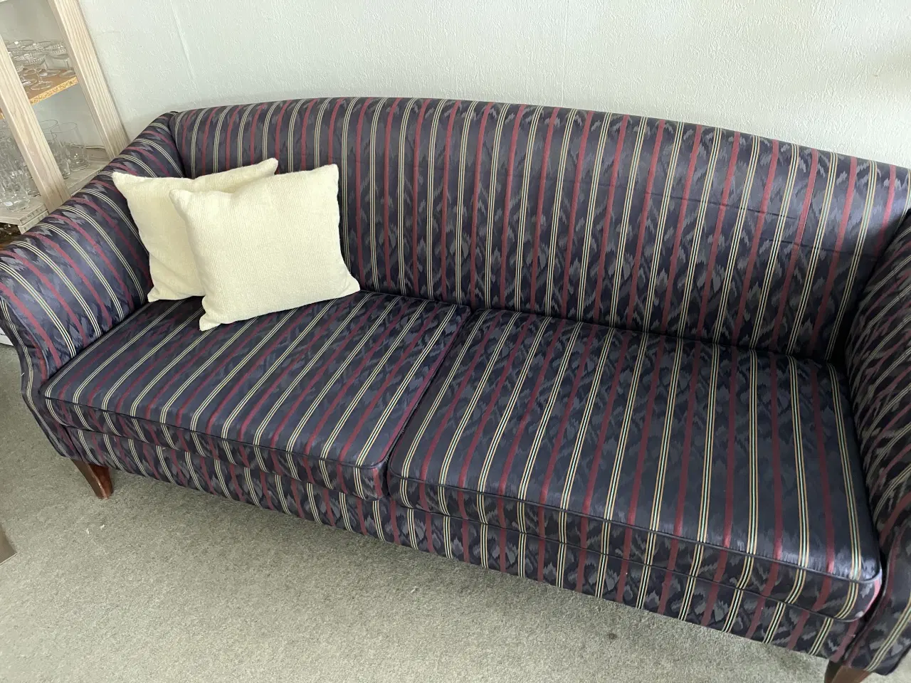 Billede 2 - Flot sofa fremstår som ny