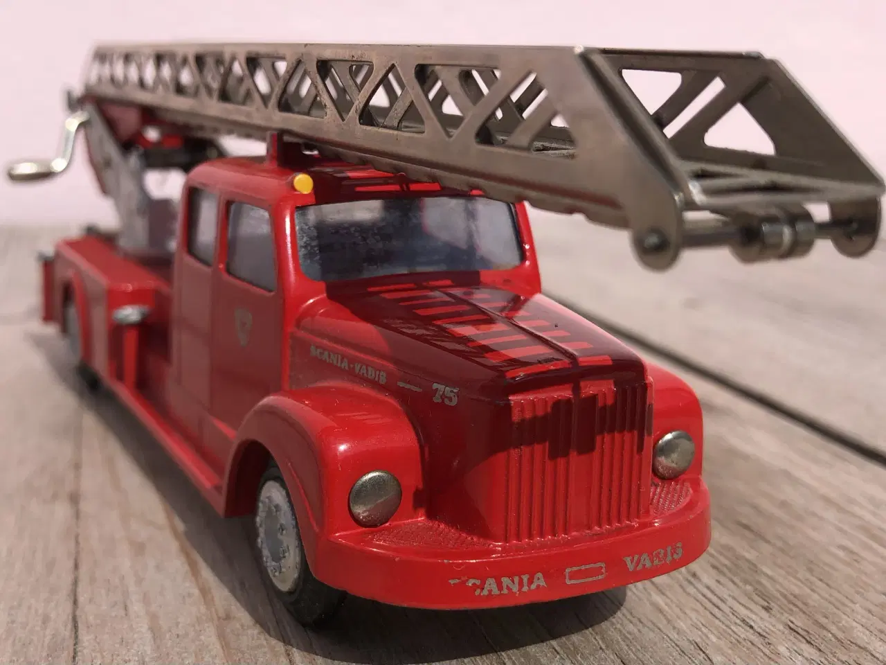 Billede 4 - TEKNO...SCANIA VABIS STIGEBIL MED ÆSKE