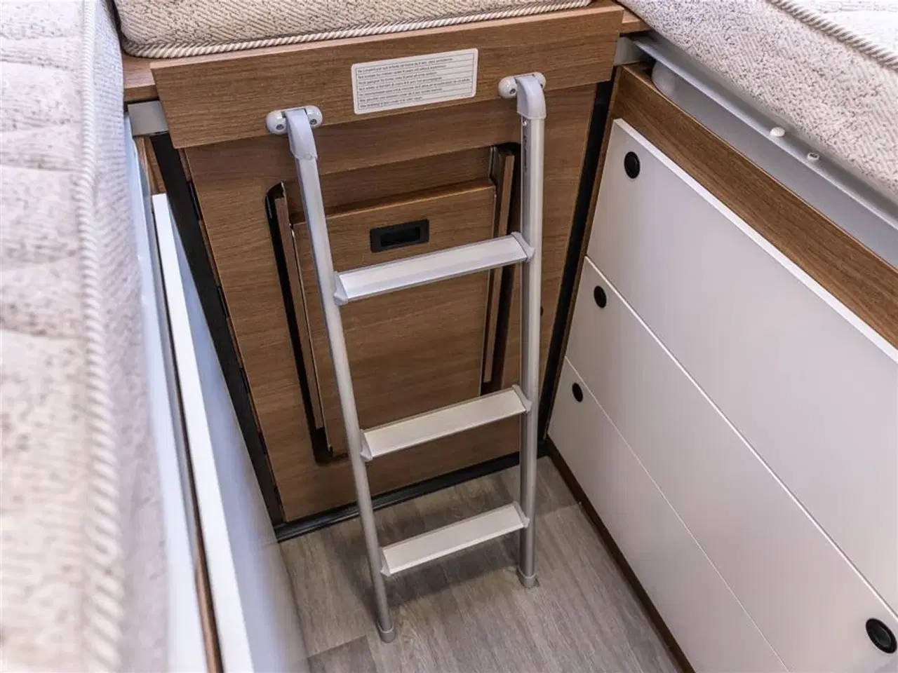 Billede 21 - 2026 - Benimar Mileo 268 Skandinavisk design og komfort året rundt