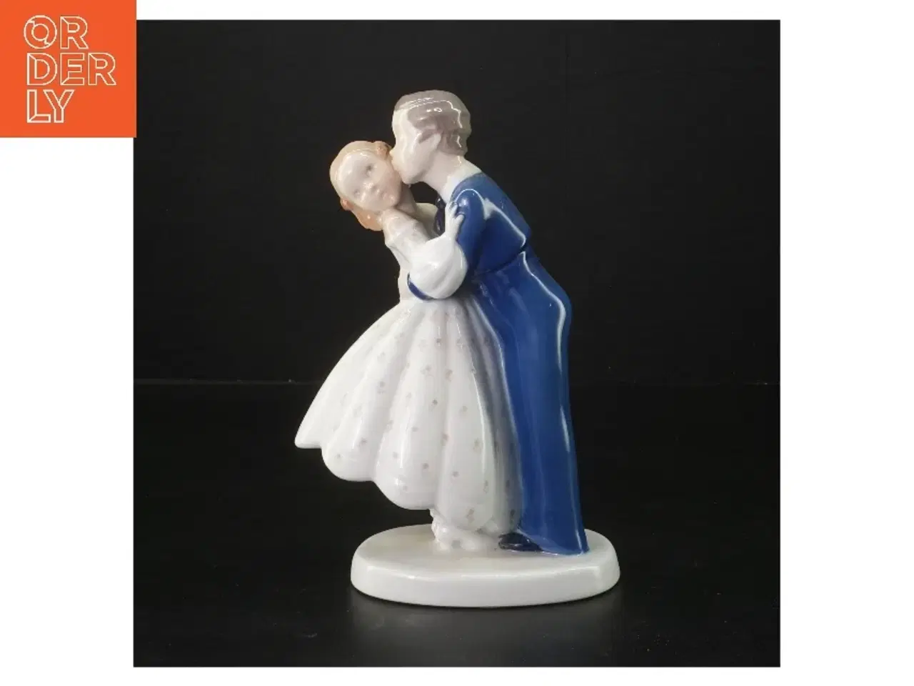 Billede 1 - Porcelænsfigur af dansende par fra B&G (str. 19 cm)