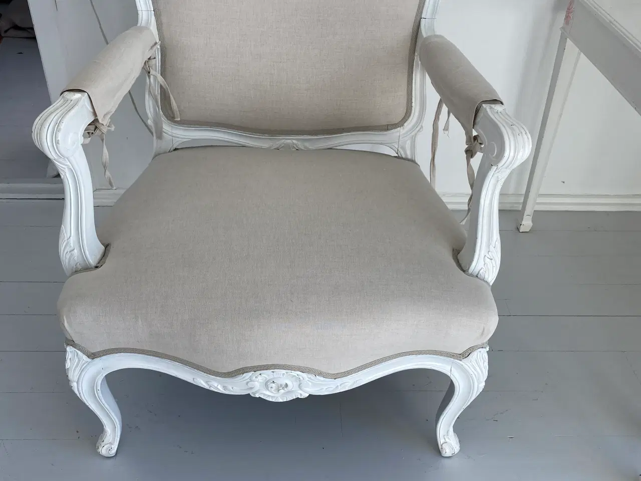 Billede 1 - Rokokostol nybetrukket 