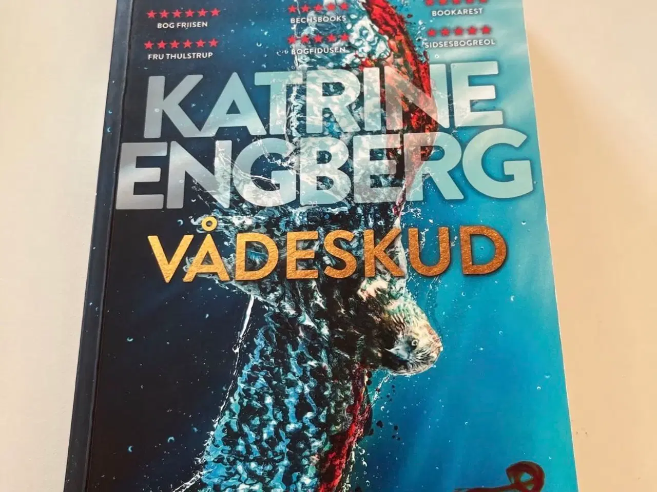 Billede 1 - Vådeskud af Katrine Engberg