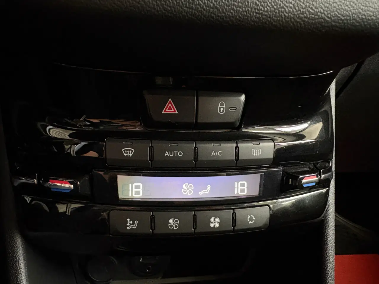 Billede 11 - Peugeot 208 1,6 BlueHDi Envy 100HK 5d