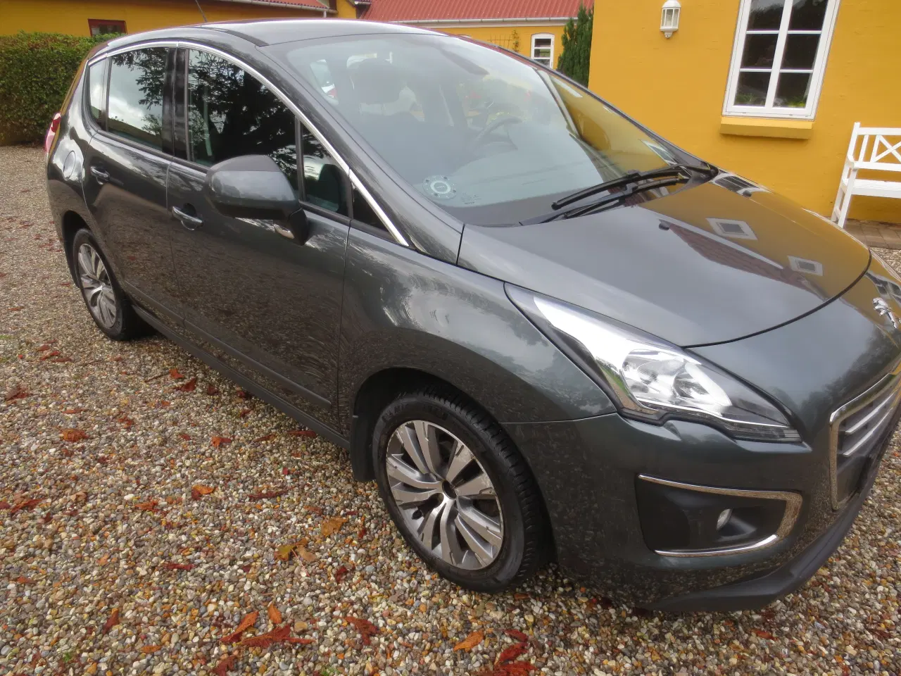 Billede 10 - Peugeot 3008 1.6 HDi År 2014. Nysynet. 