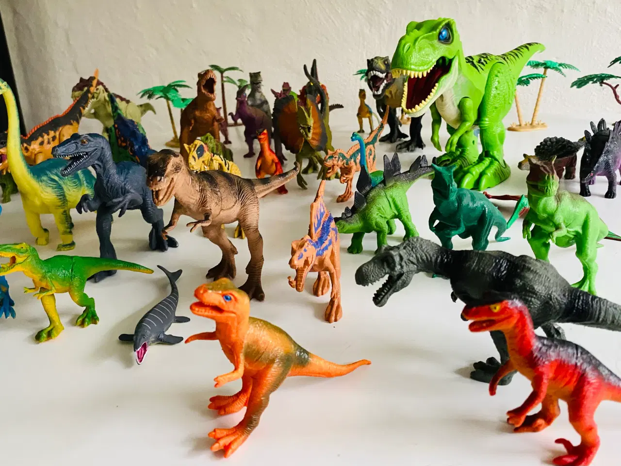 Billede 3 - Dinosaurer-figuer