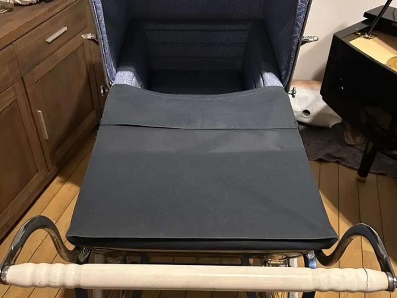 Billede 6 - Silver Cross barnevogn med madras og lift