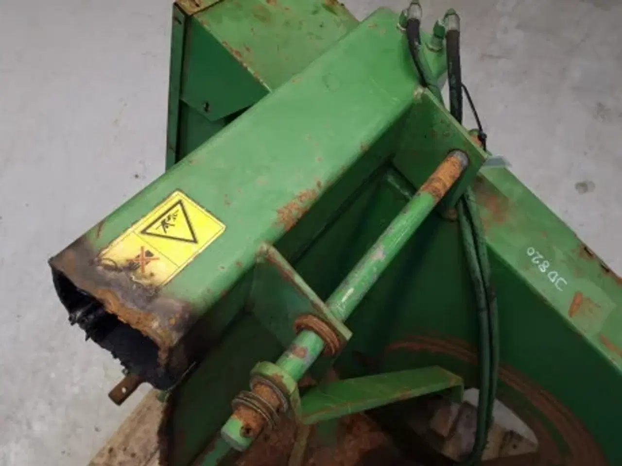 Billede 13 - John Deere 820 Skærebordsdele