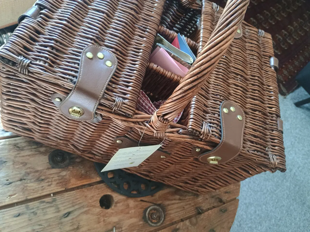 Billede 11 - Picnickurv, fransk med service, ny