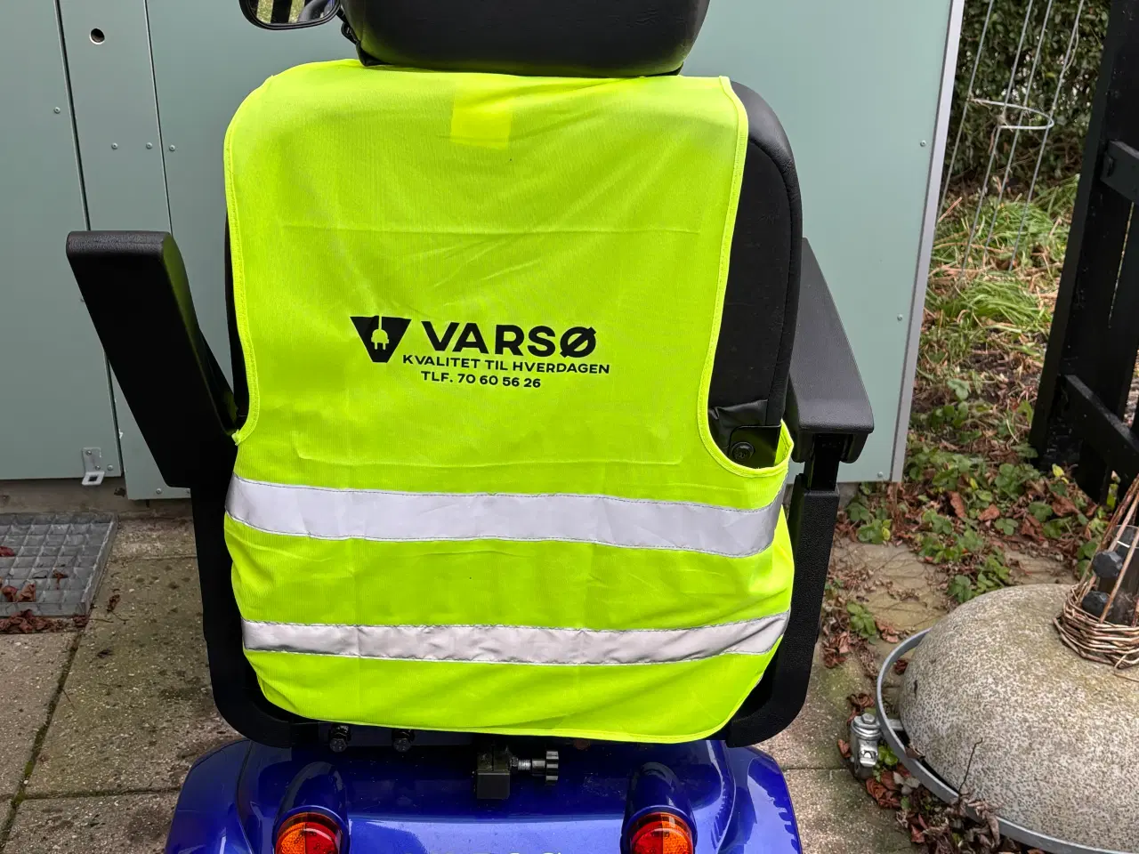 Billede 1 - Varsø el-scooter 1 års gammelt. 